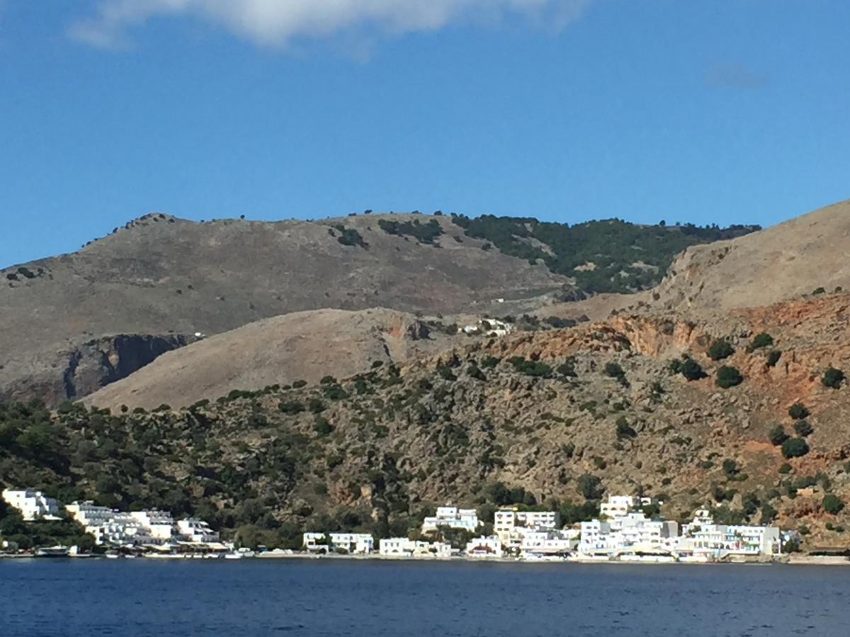 Daskalogiannis Hotel Loutro Bagian luar foto