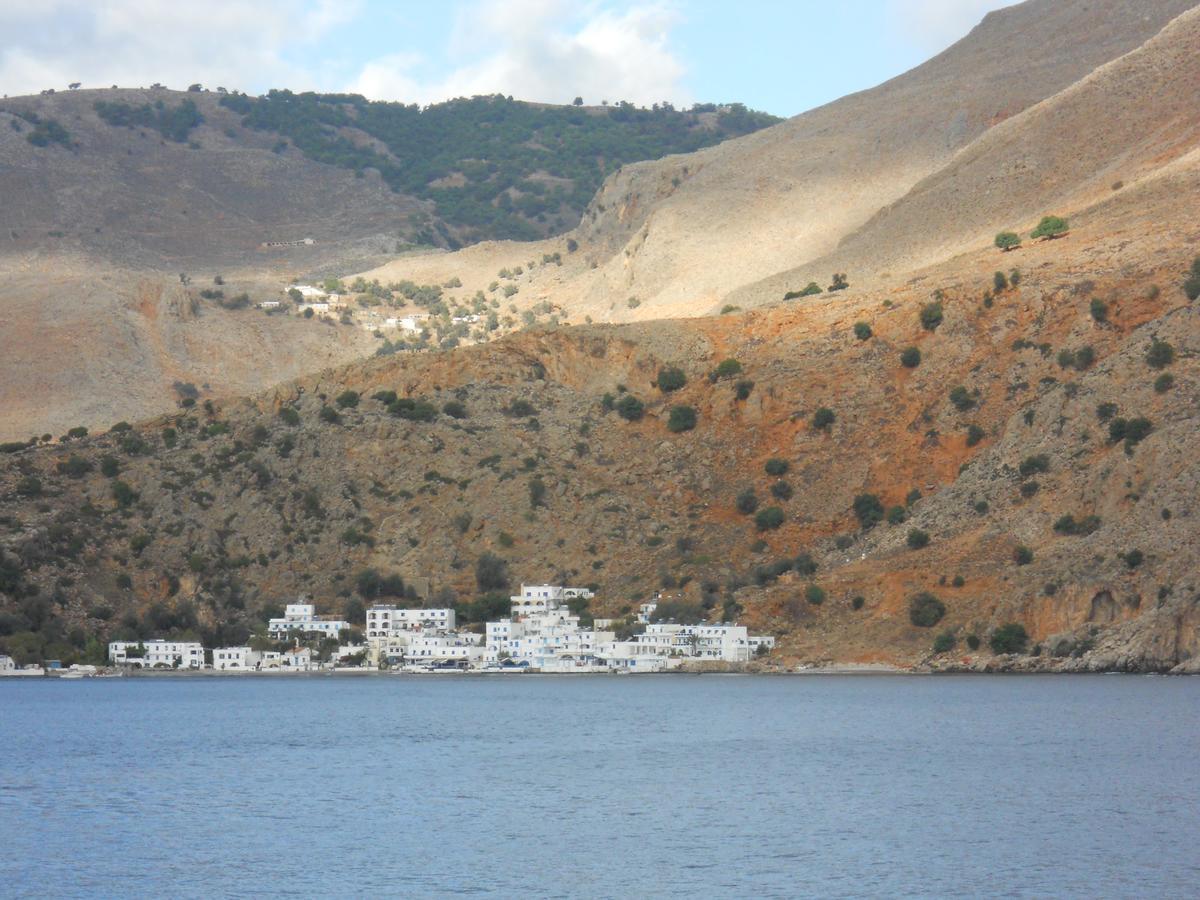 Daskalogiannis Hotel Loutro Bagian luar foto