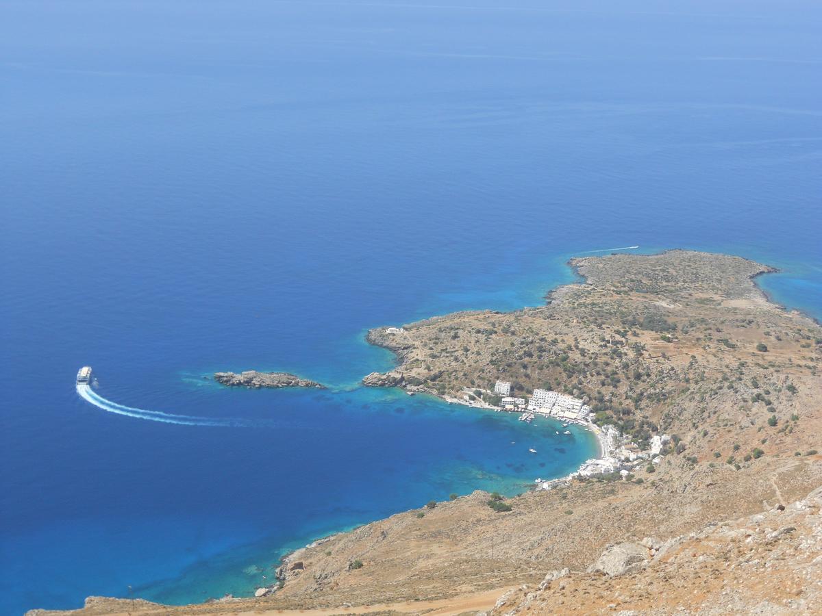 Daskalogiannis Hotel Loutro Bagian luar foto