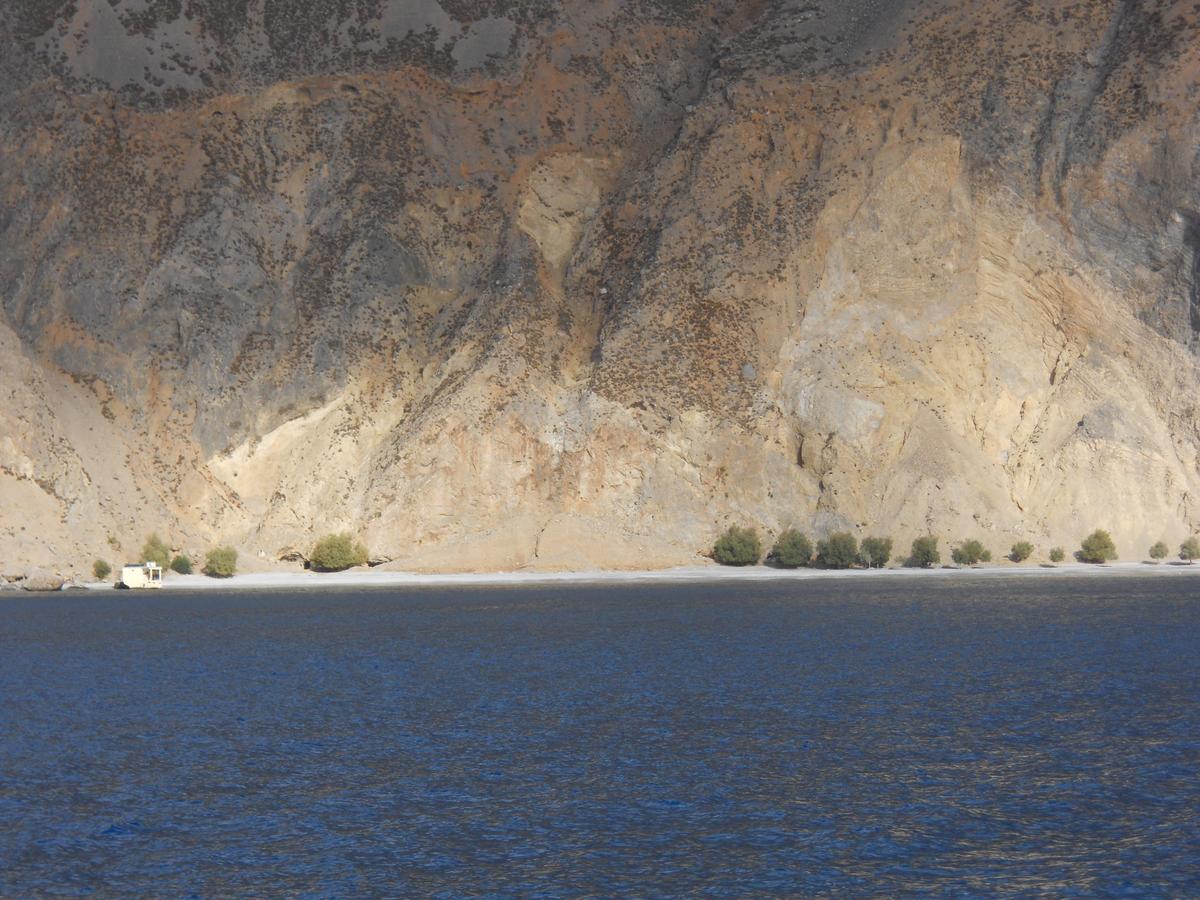 Daskalogiannis Hotel Loutro Bagian luar foto
