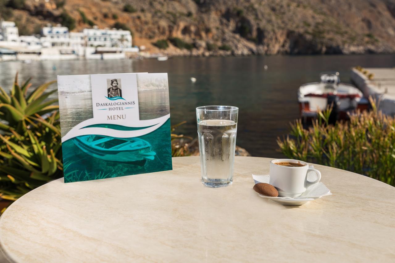 Daskalogiannis Hotel Loutro Bagian luar foto