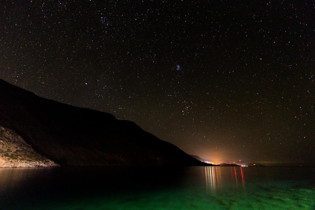 Daskalogiannis Hotel Loutro Bagian luar foto