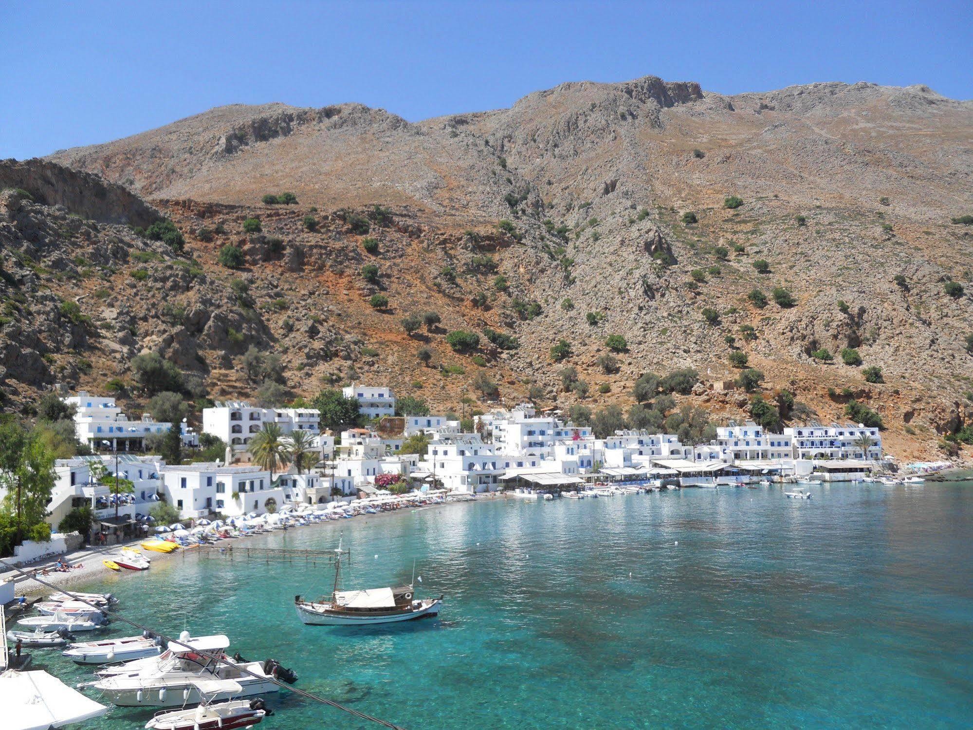 Daskalogiannis Hotel Loutro Bagian luar foto