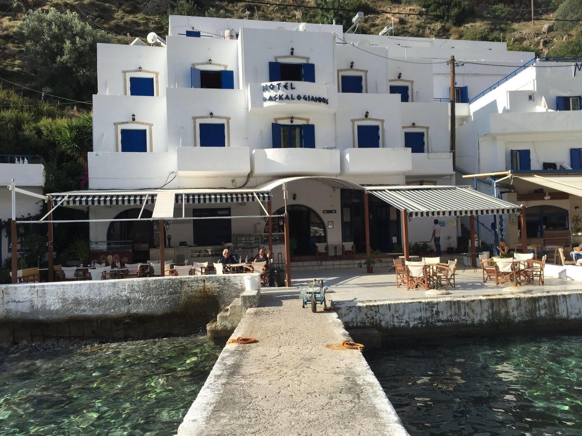 Daskalogiannis Hotel Loutro Bagian luar foto