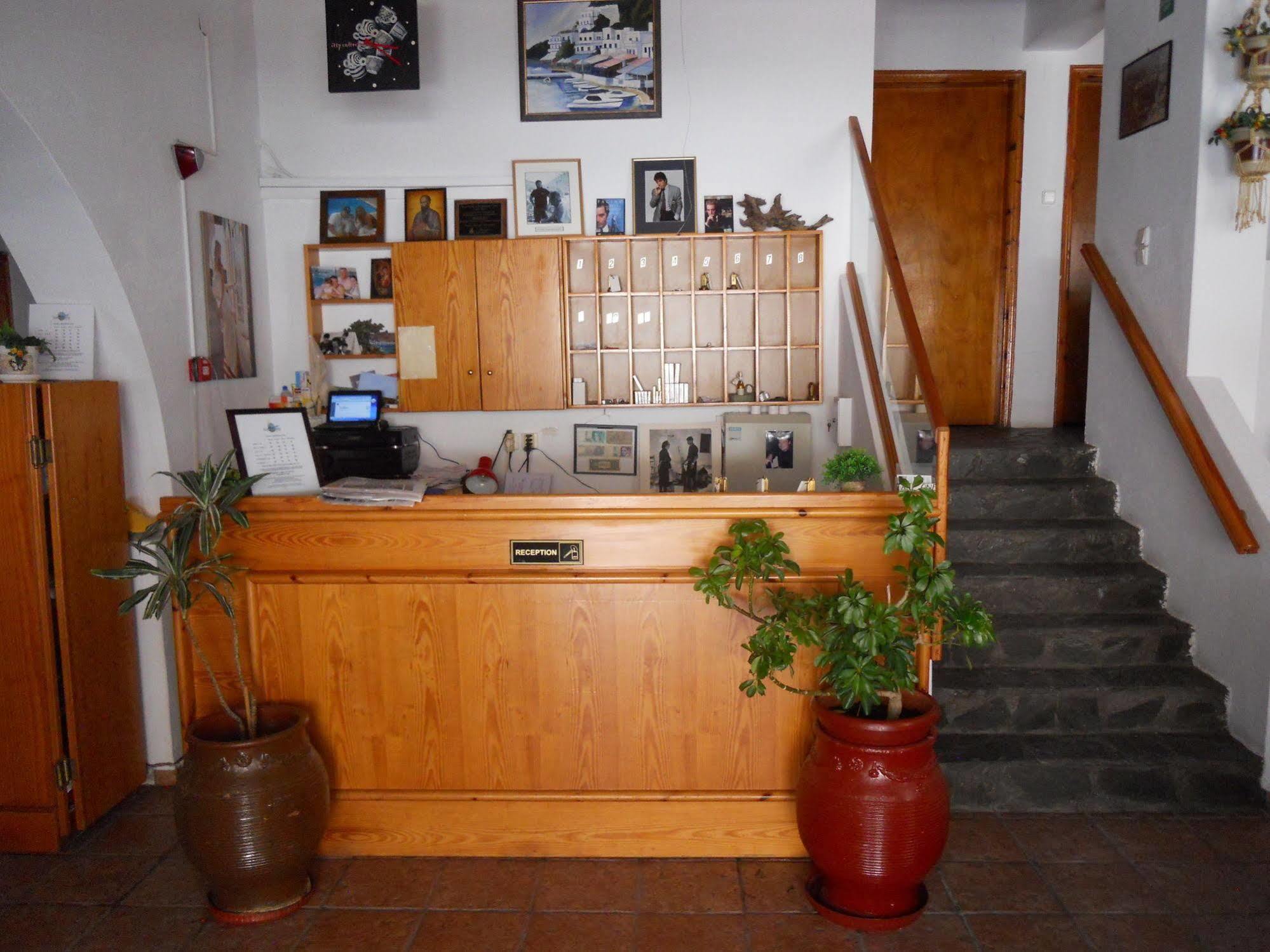 Daskalogiannis Hotel Loutro Bagian luar foto