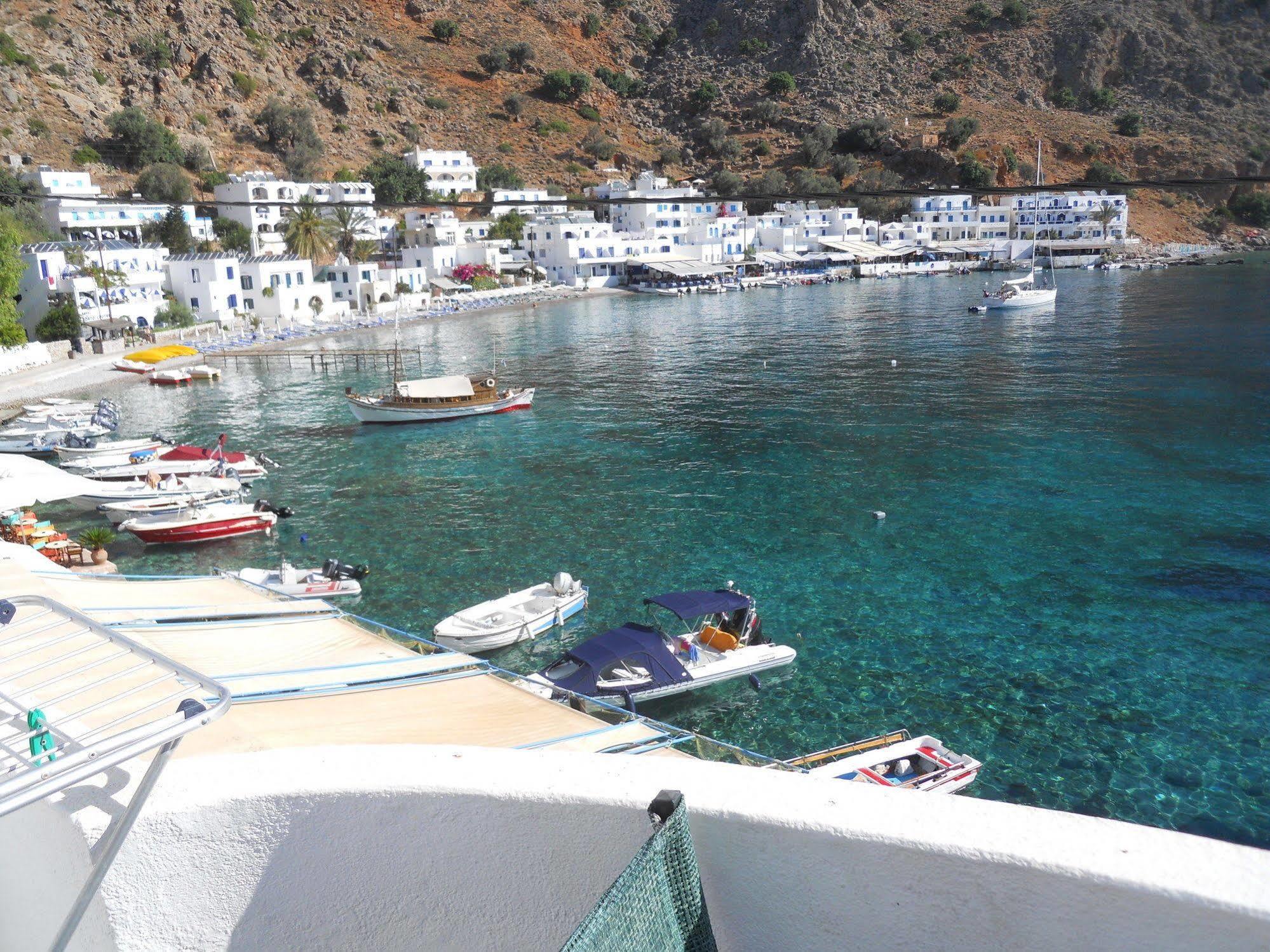 Daskalogiannis Hotel Loutro Bagian luar foto